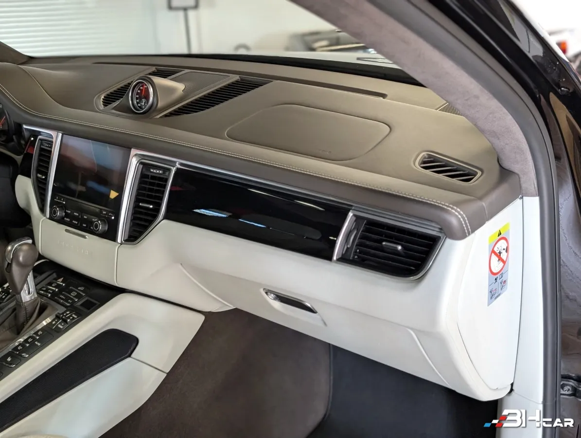 Porsche Macan - photo 11