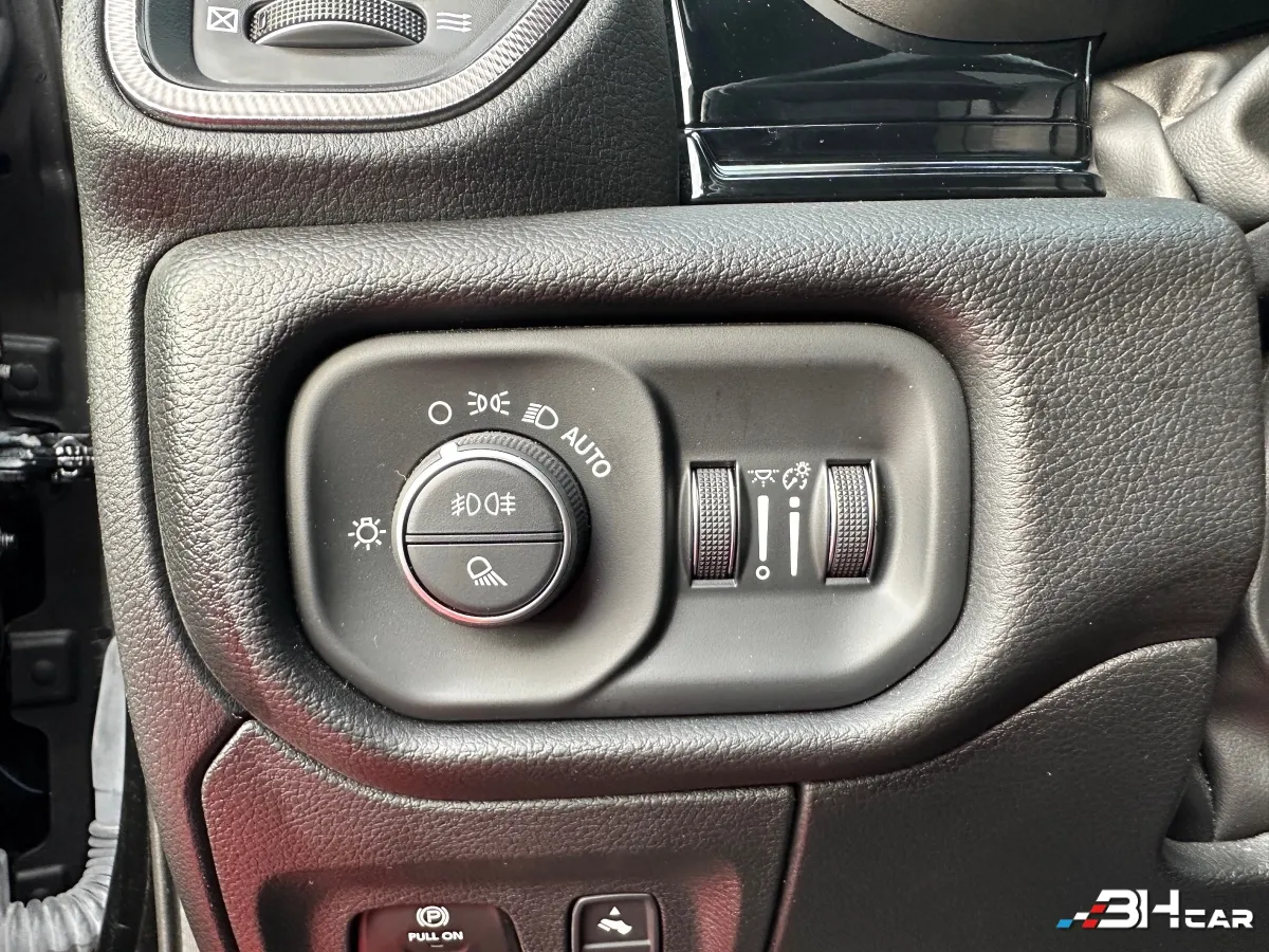 Dodge Ram - photo 22