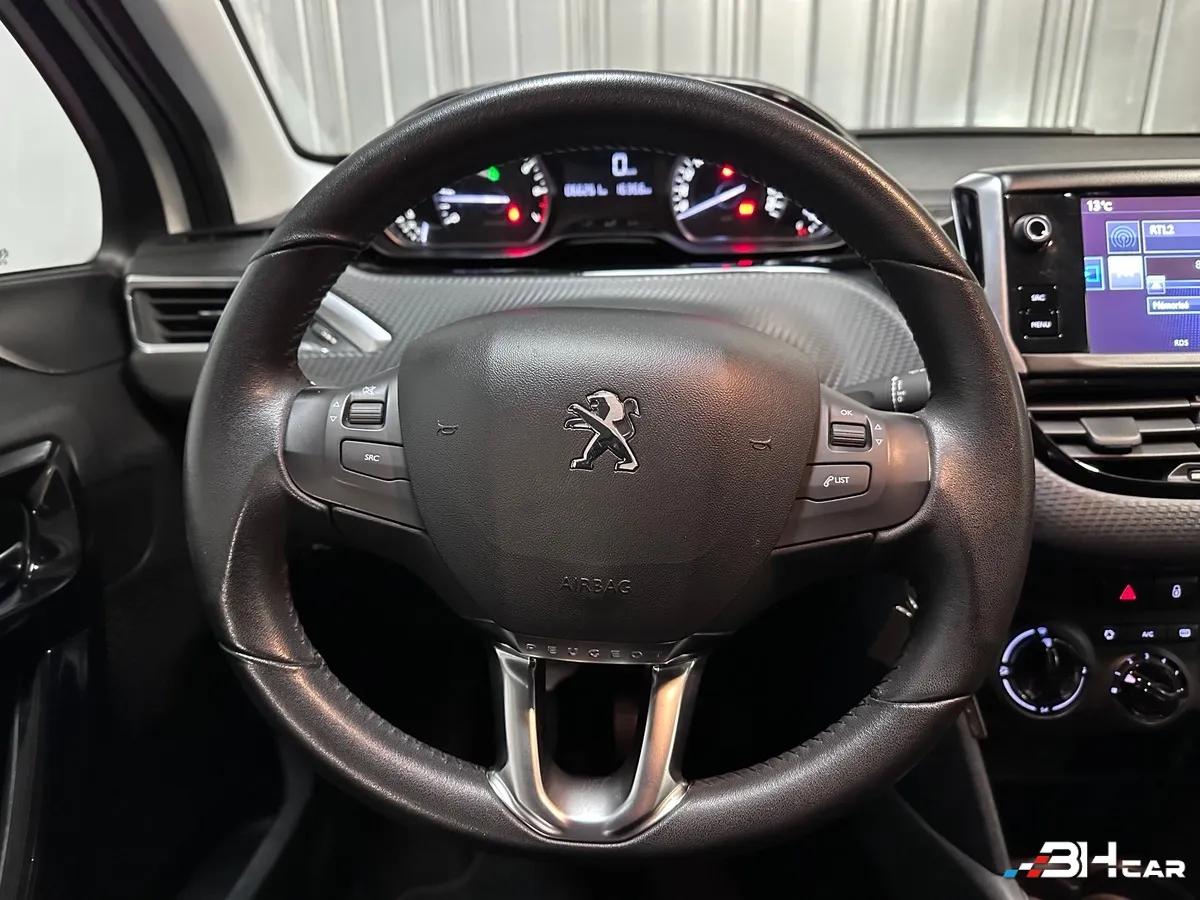 Aperçu indisponible de Peugeot 208