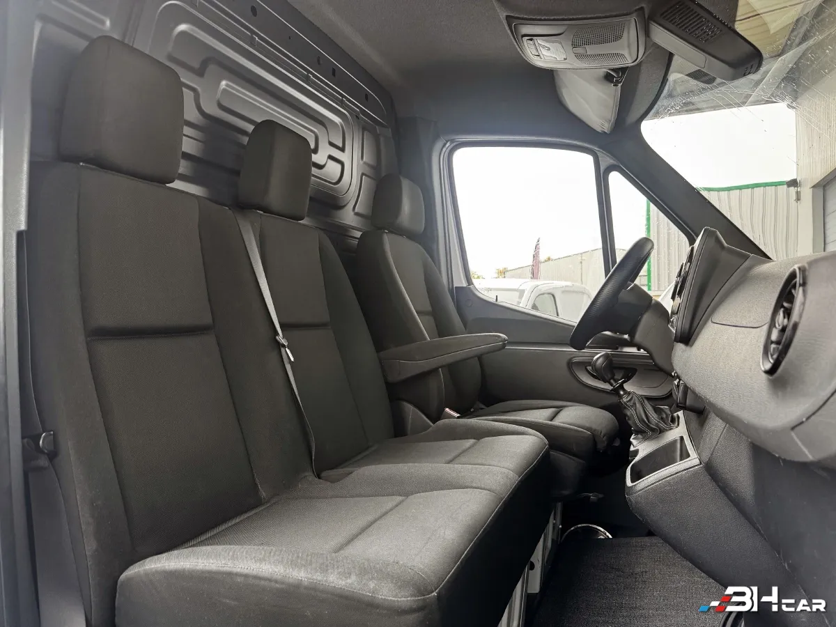 Mercedes Sprinter Vu - photo 8
