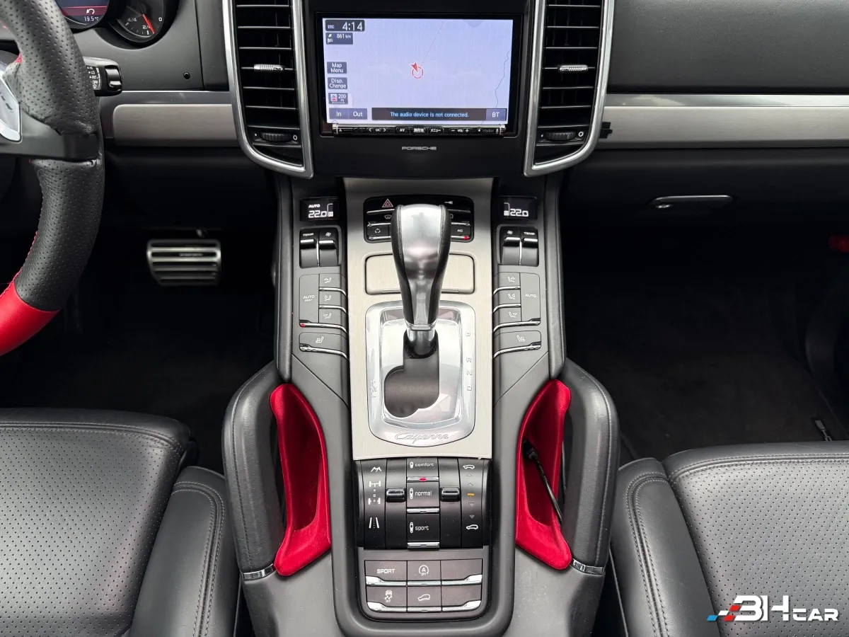 Porsche Cayenne - photo 20