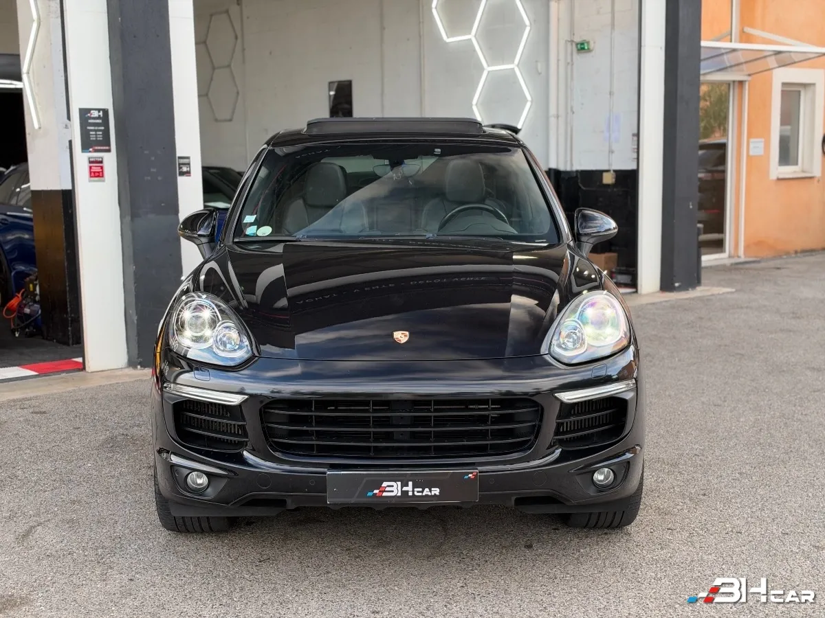 Porsche Cayenne - photo 3