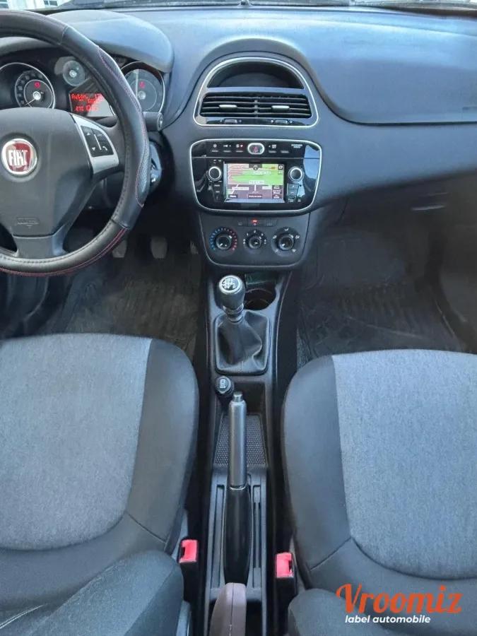 FIAT PUNTO 1.4 8v 78ch S&S Easy 5p - Distribution neuve - Garantie 12 Mois