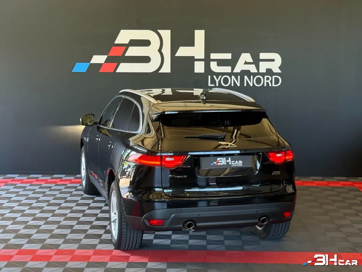 Jaguar F-pace - photo 18