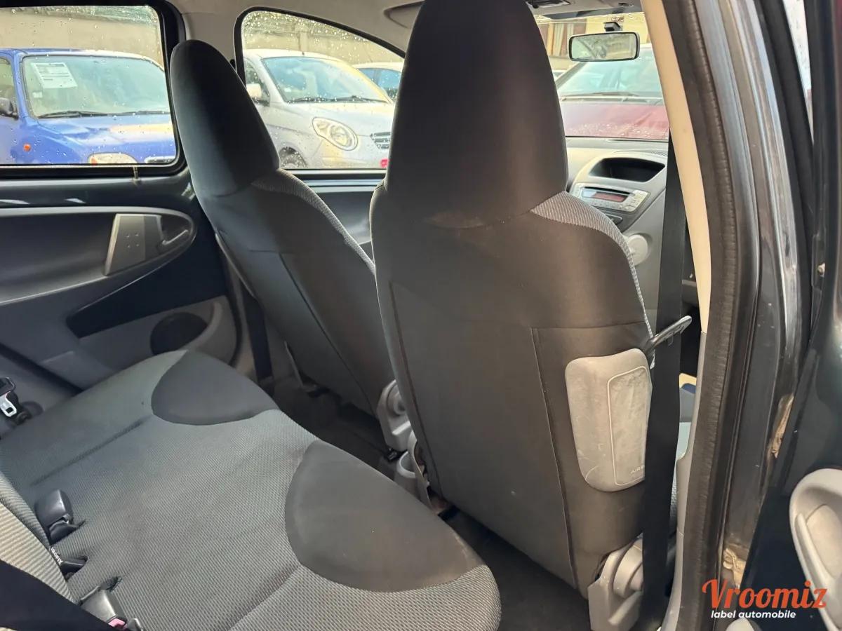 Toyota Aygo 1.0 VVTI 70 CONFORT