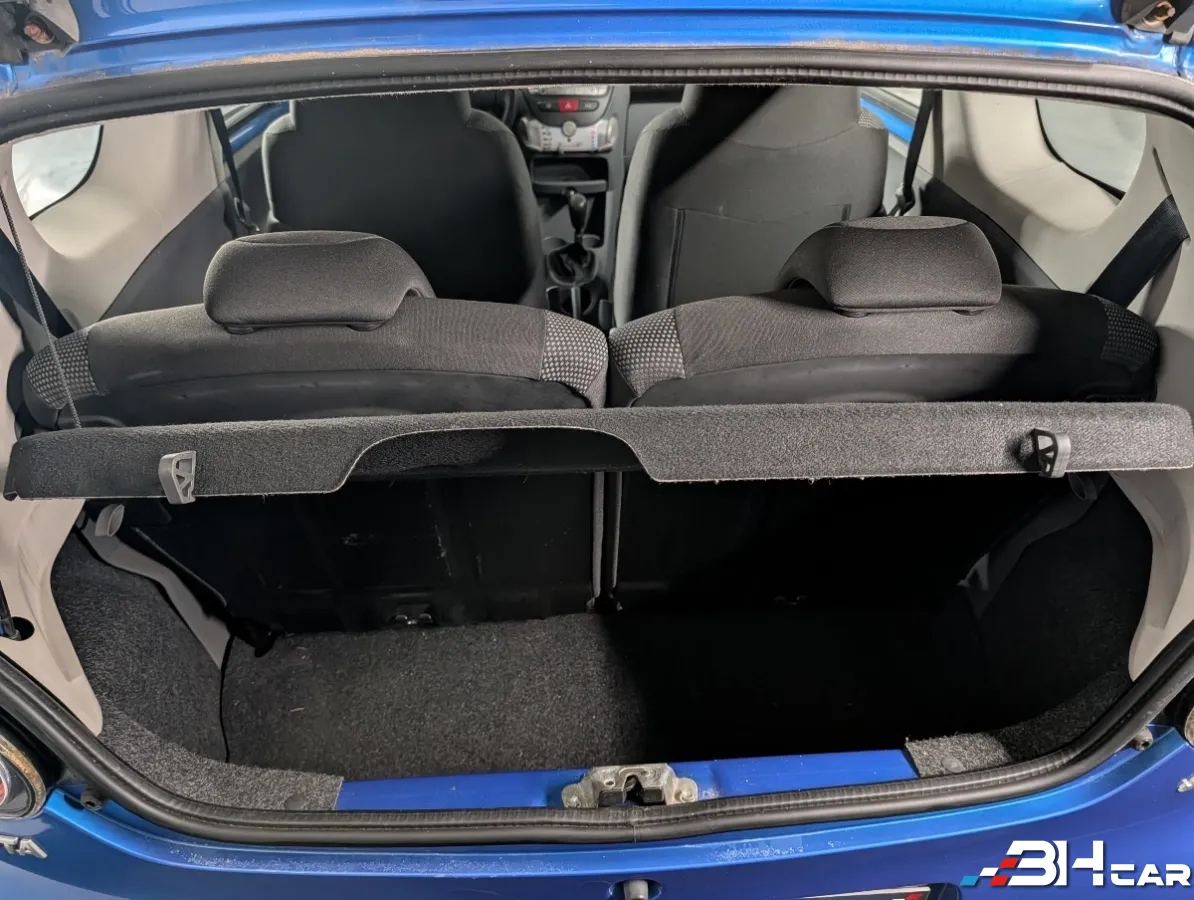 Toyota Aygo - photo 21