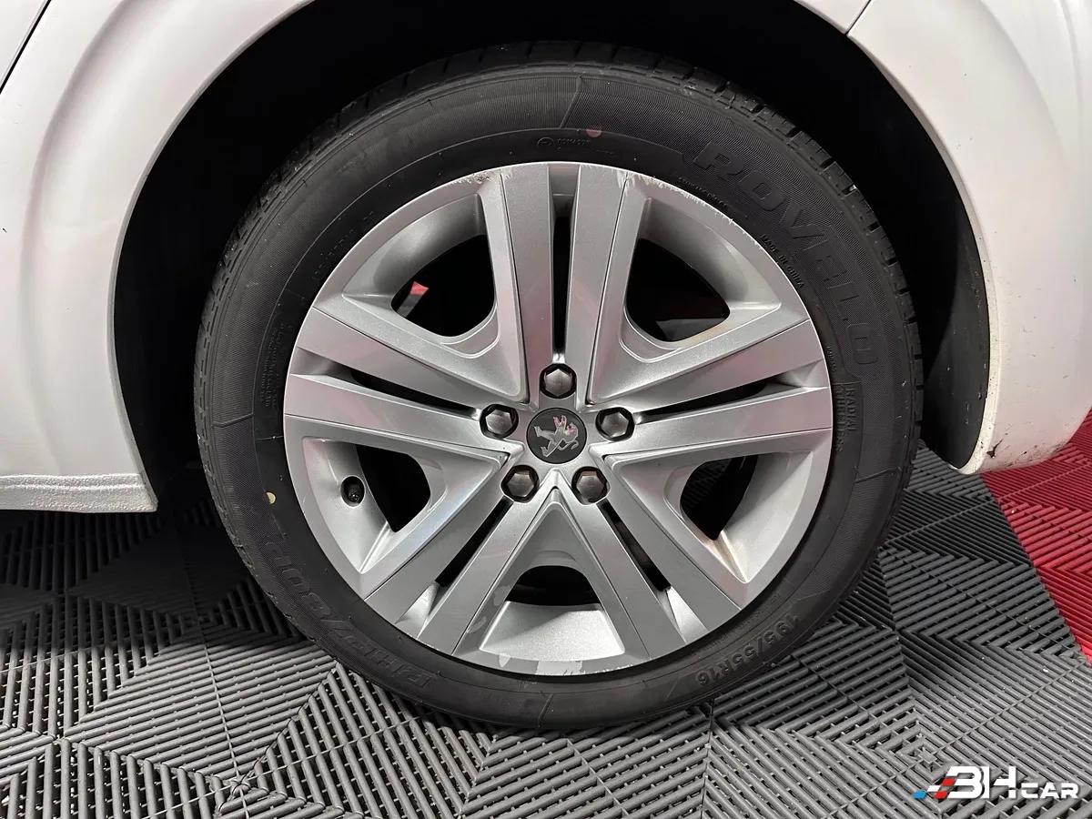 Aperçu indisponible de Peugeot 208