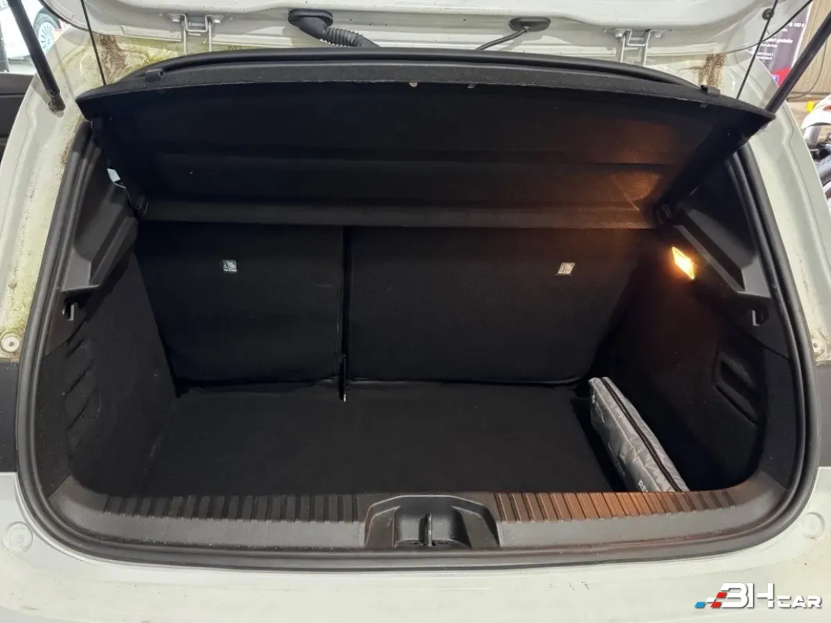 Renault Clio - photo 12