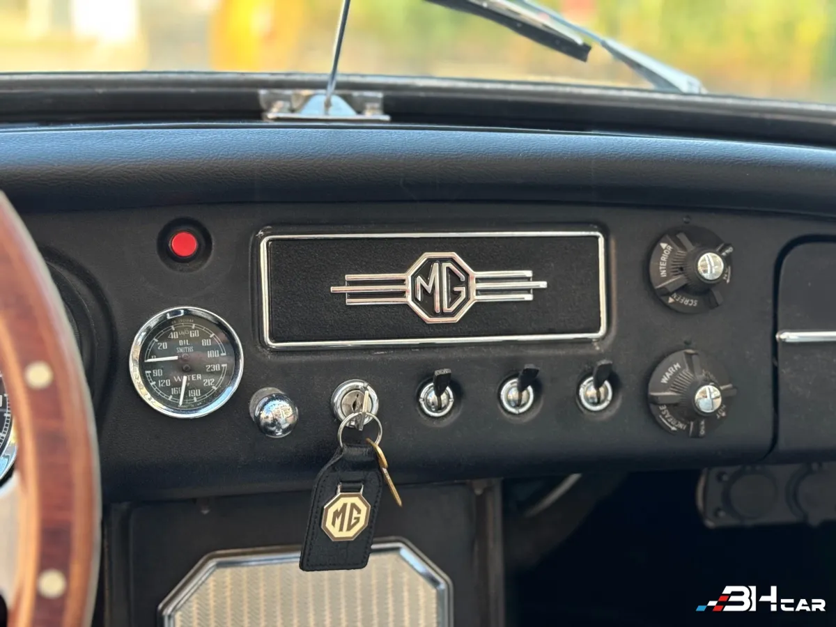 MG B - photo 16