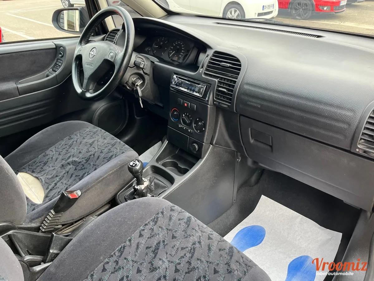 Opel Zafira 