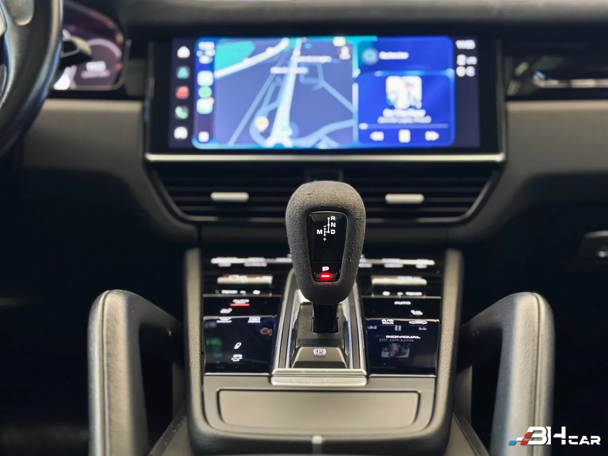 Porsche Cayenne - photo 17