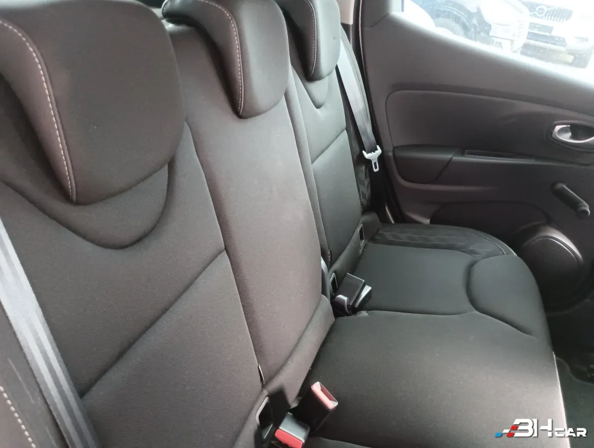 Renault Clio - photo 20
