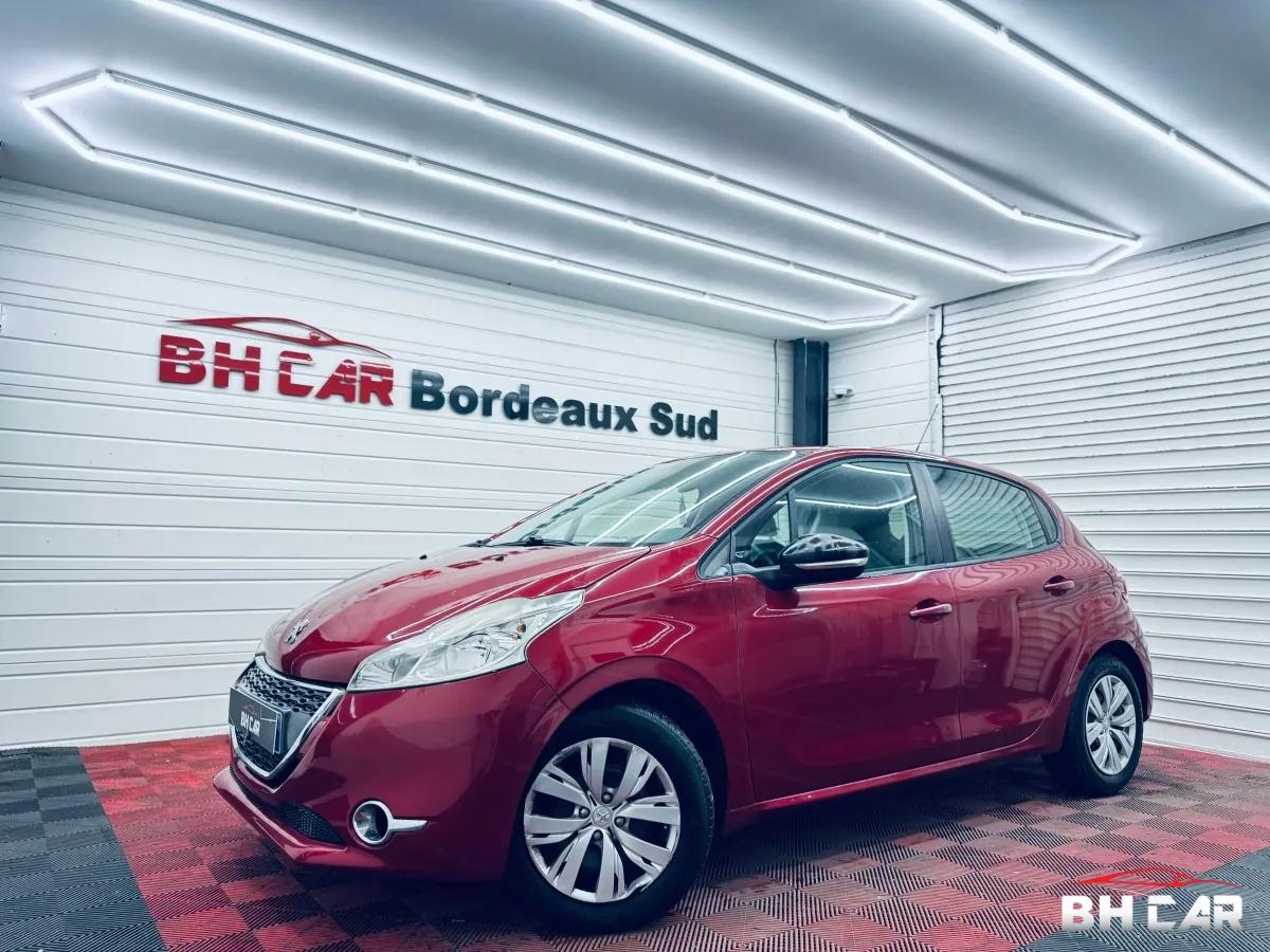 Image: Peugeot 208 GENERATION-I 1.0 VTI 70 ACCESS // KIT DISTRIBUTION NEUF - CLIMATISATION