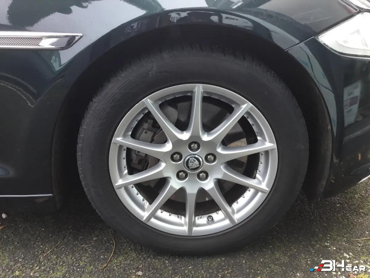 Aperçu indisponible de Jaguar XJ