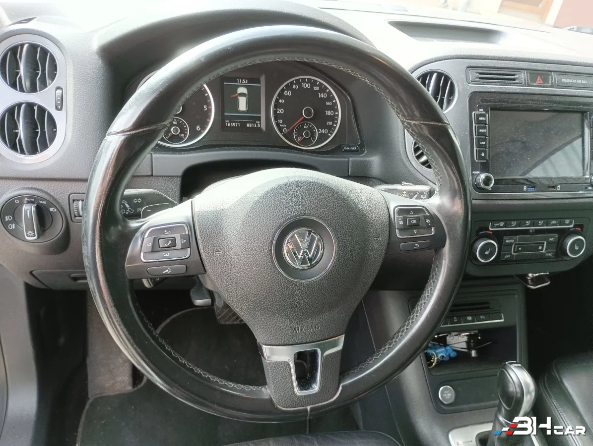 Volkswagen Tiguan - photo 27