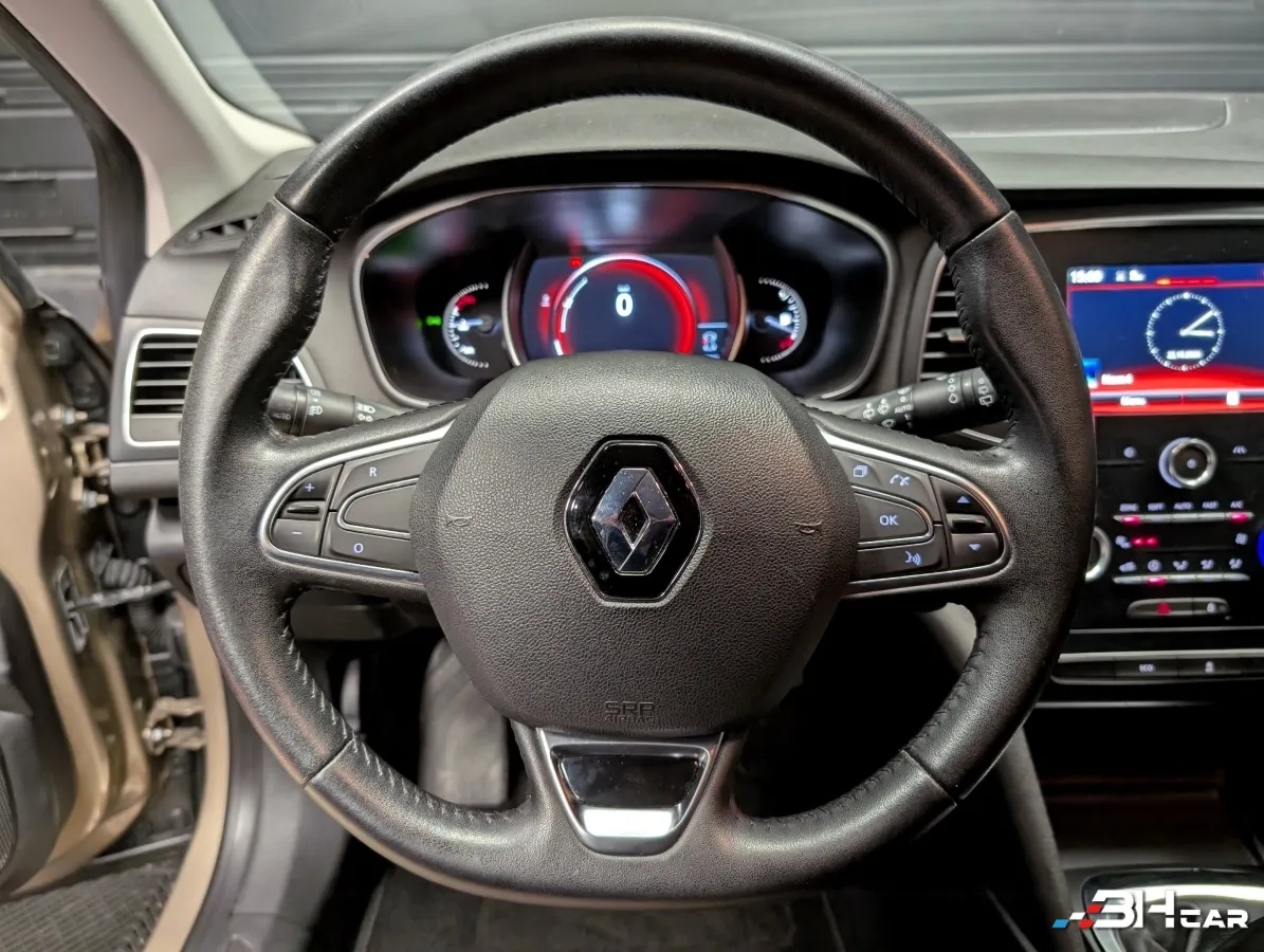Renault Megane - photo 11