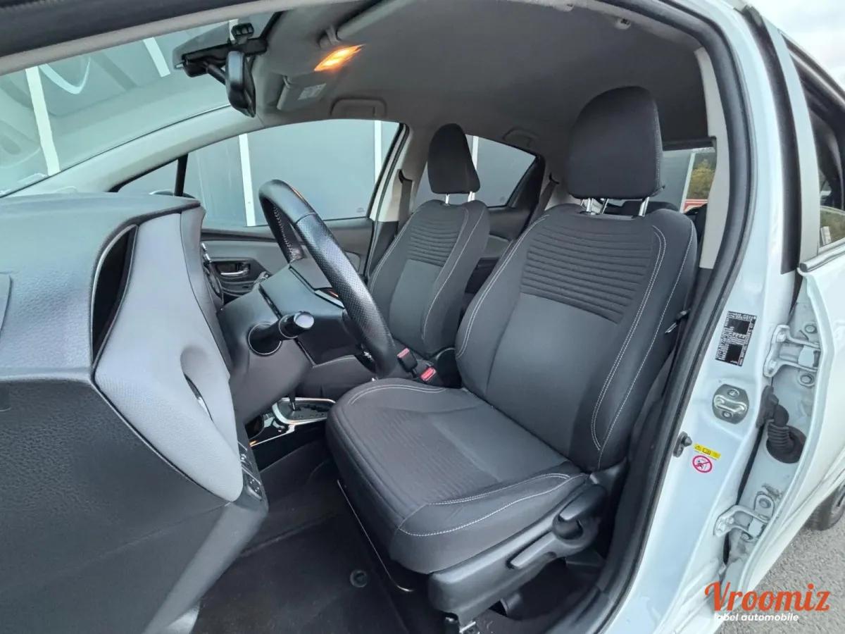 TOYOTA Yaris 3 phase 2 HSD 100h Design 5p