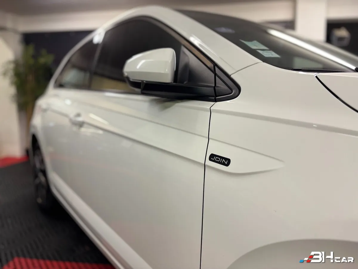 Volkswagen Polo - photo 22