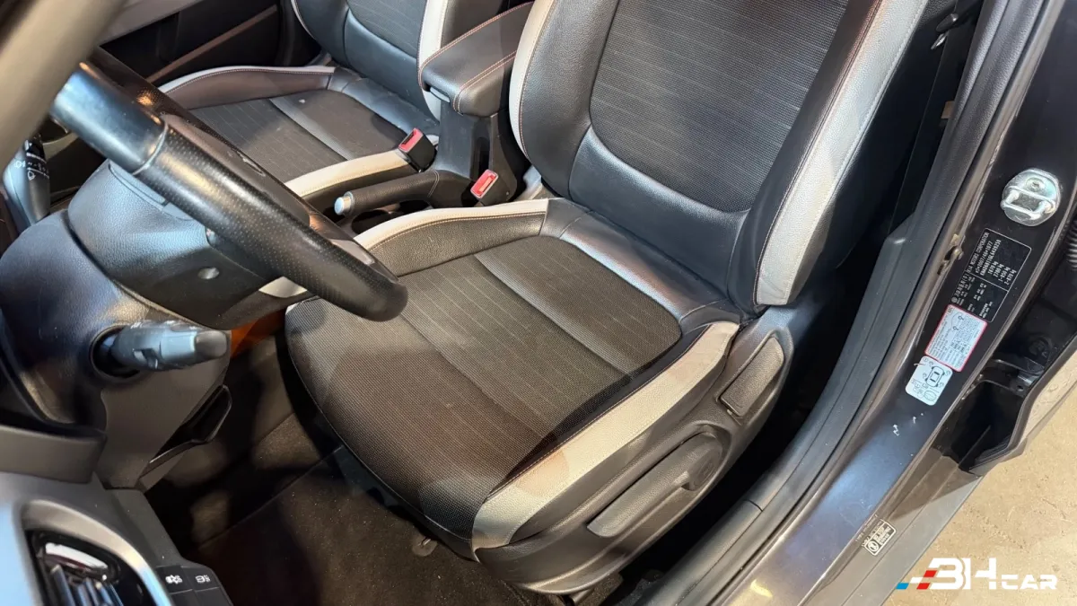 Kia Stonic - photo 29