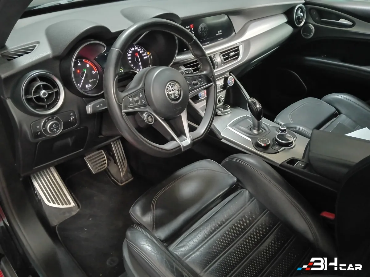 Alfa Romeo Stelvio - photo 14