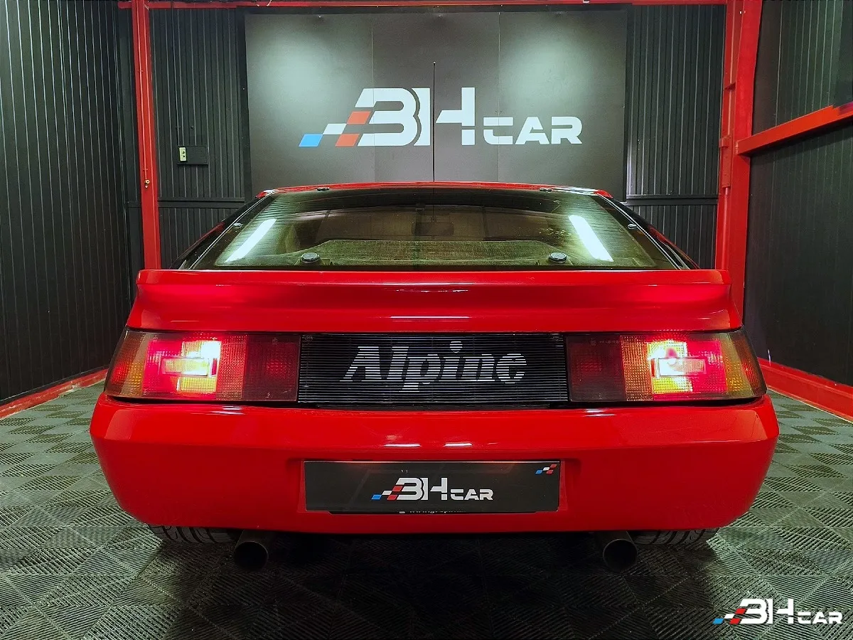 ALPINE GTA - photo 6