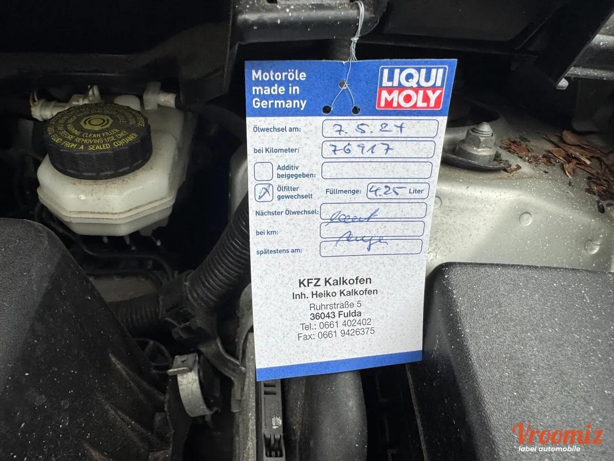 TOYOTA AURIS 1.6i SOL BVA