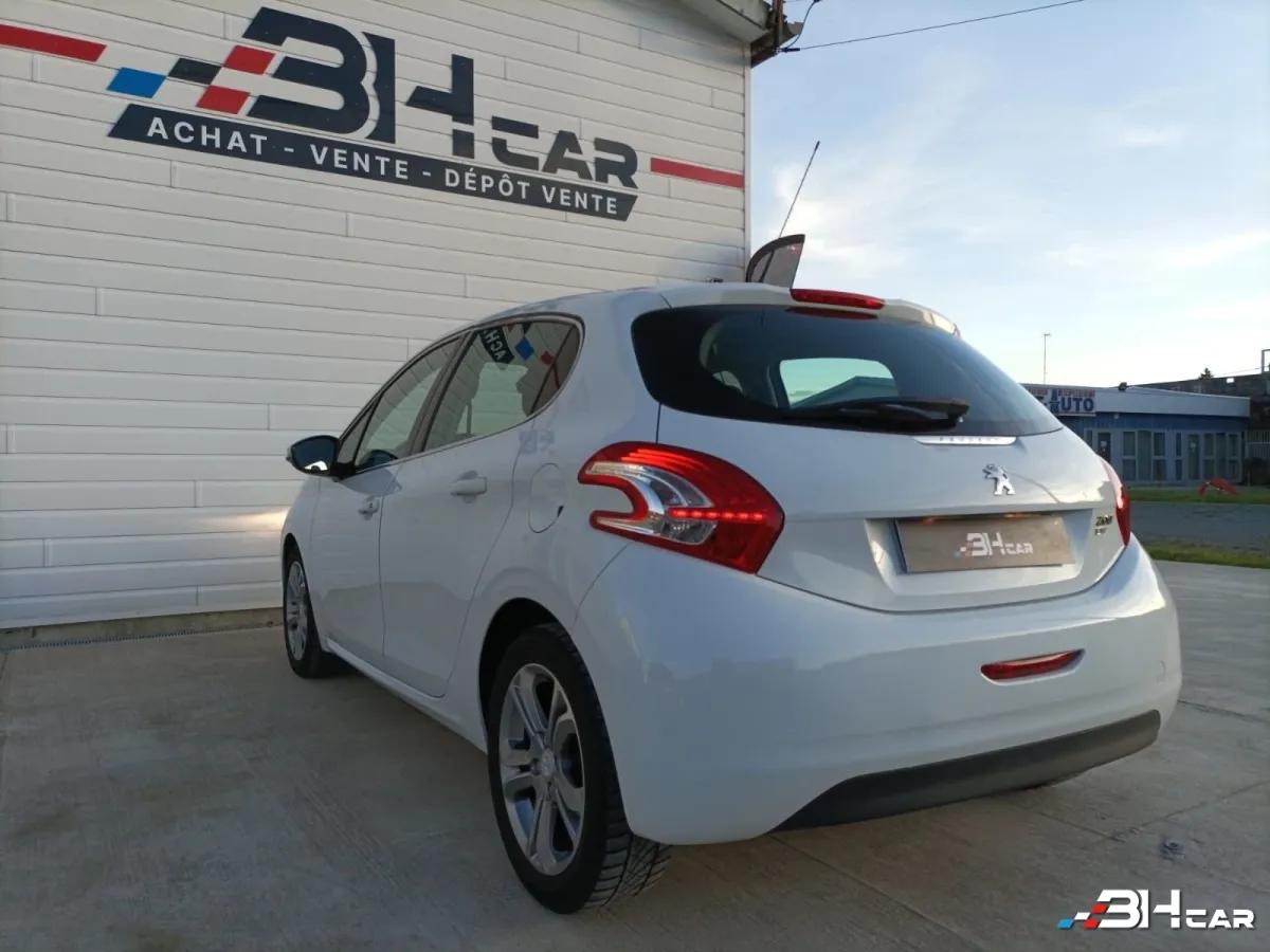 Aperçu indisponible de Peugeot 208