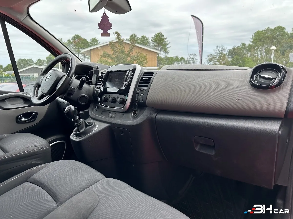 Renault Trafic - photo 8