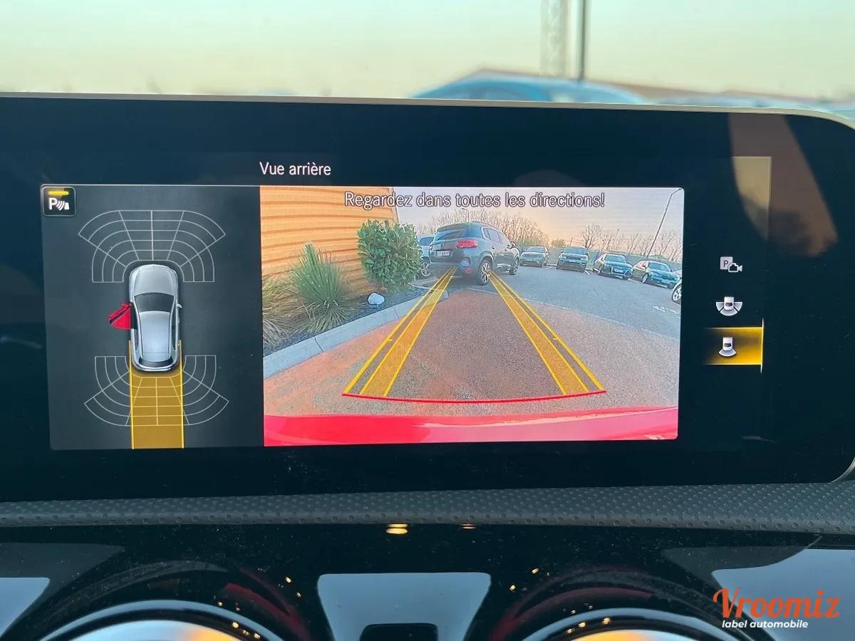 MERCEDES-BENZ CLASSE A180 7G-DCT AMG LINE