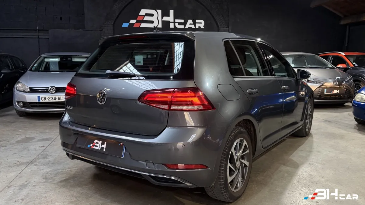 Volkswagen Golf - photo 2