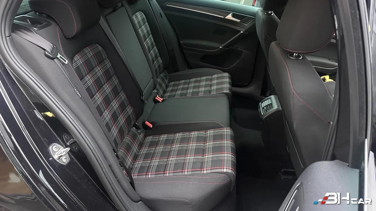 Aperçu indisponible de Volkswagen Golf