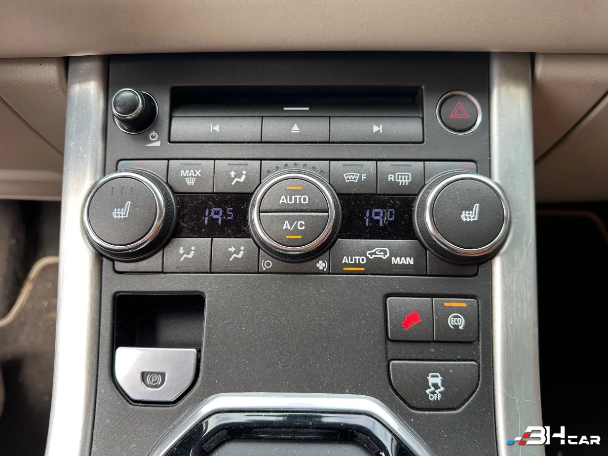 Land Rover Range Rover Evoque - photo 18