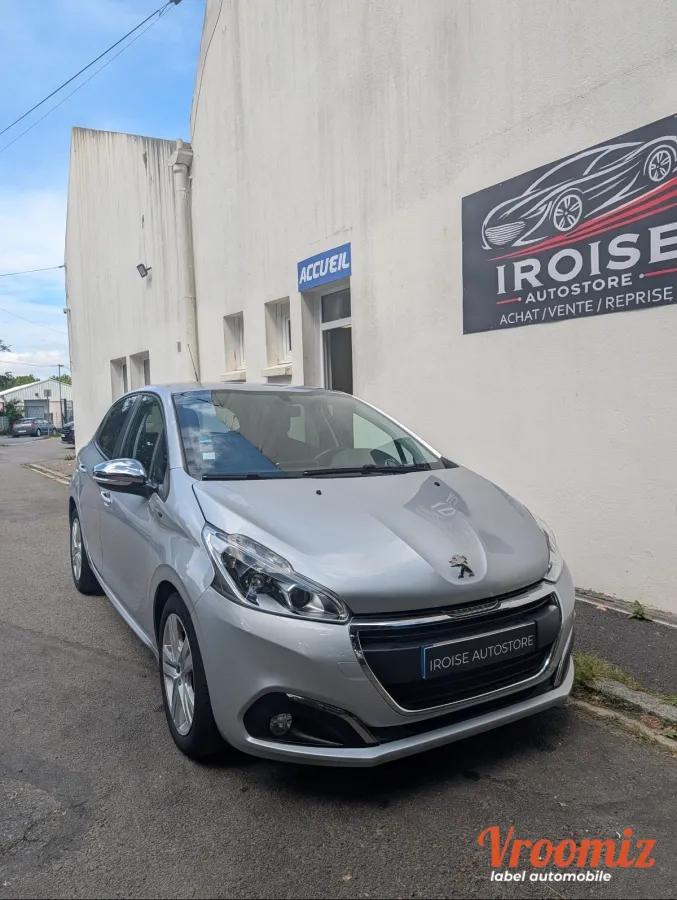 Peugeot 208 GENERATION-I 1.6 BLUEHDI 75 STYLE