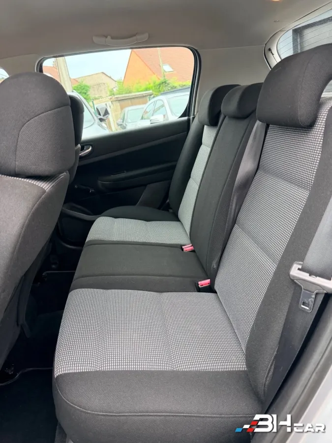 Peugeot 307 - photo 7