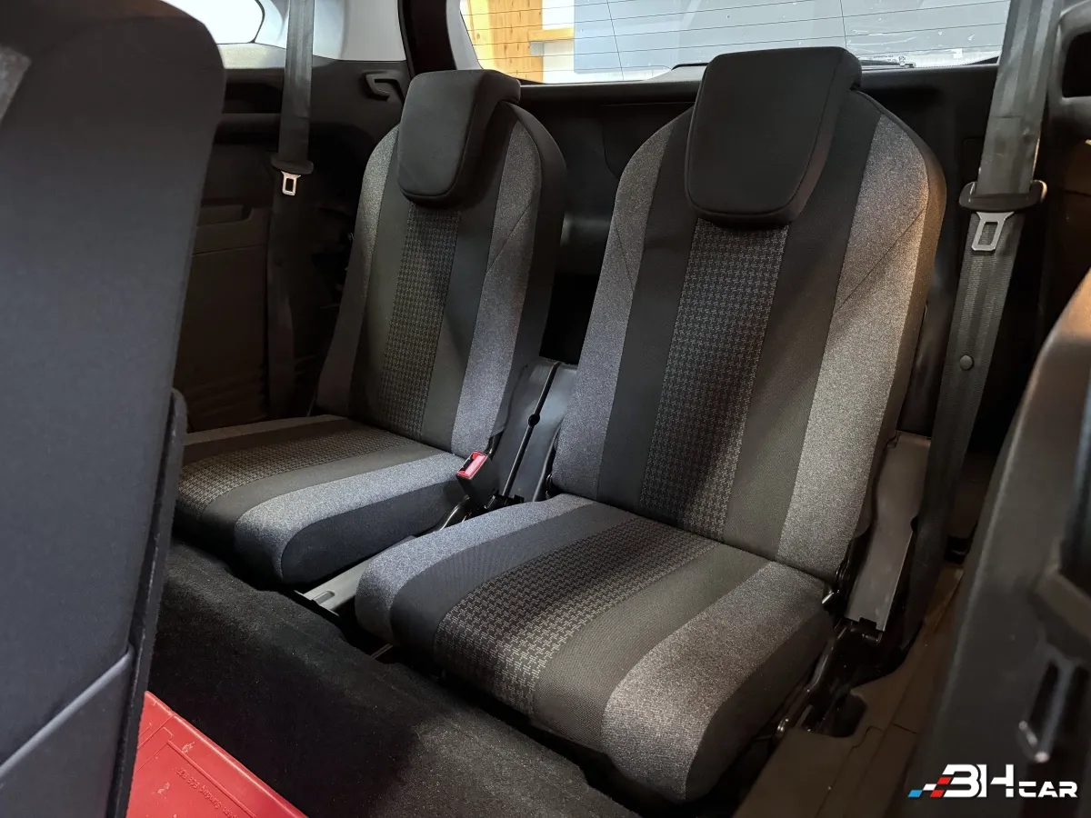 Peugeot 5008 - photo 14