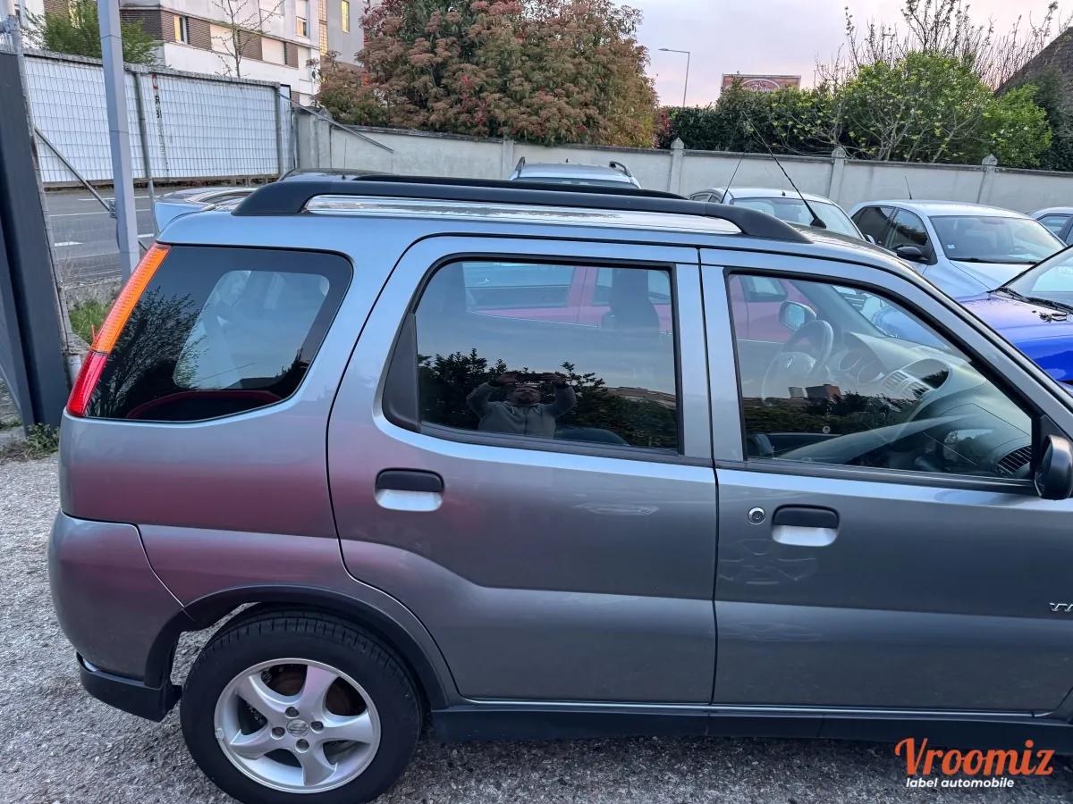 Suzuki Ignis 1.3 95 X-45 2WD