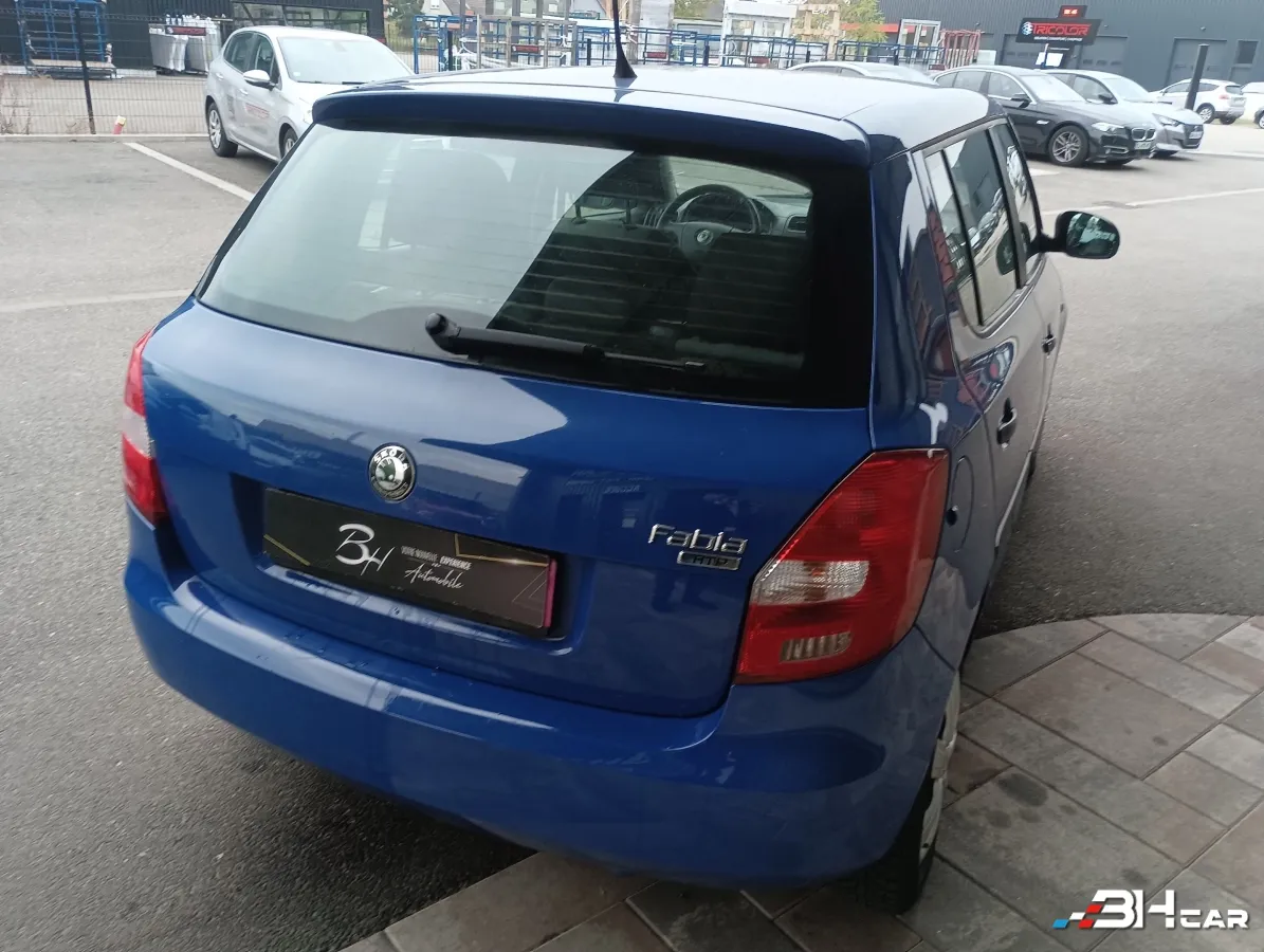 Skoda Fabia - photo 5