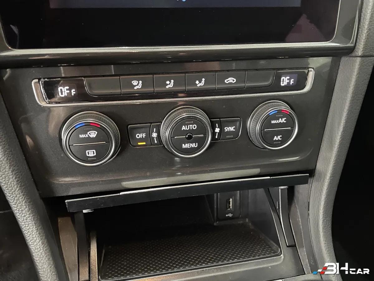 Aperçu indisponible de Volkswagen Golf