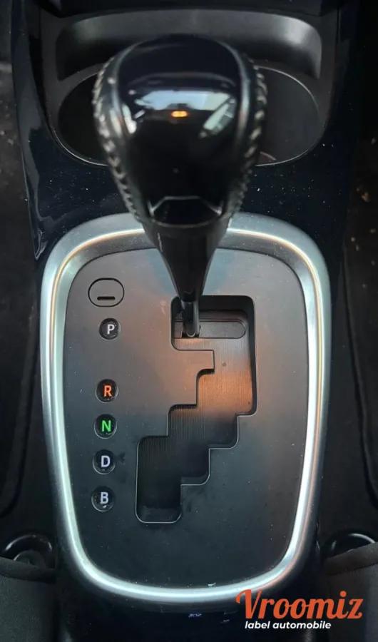 TOYOTA Yaris 3 phase 2 HSD 100h Design 5p