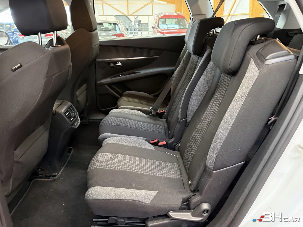 Peugeot 5008 - photo 13