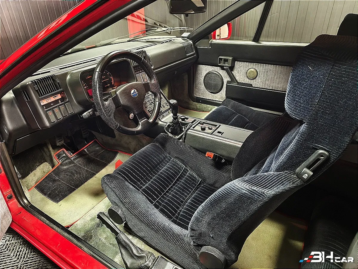 ALPINE GTA - photo 7