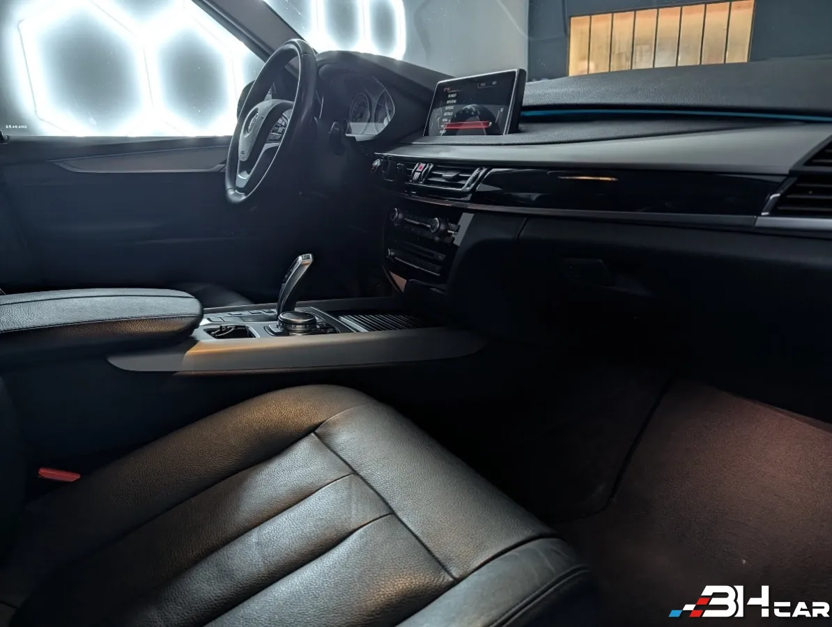 Bmw X5 - photo 8