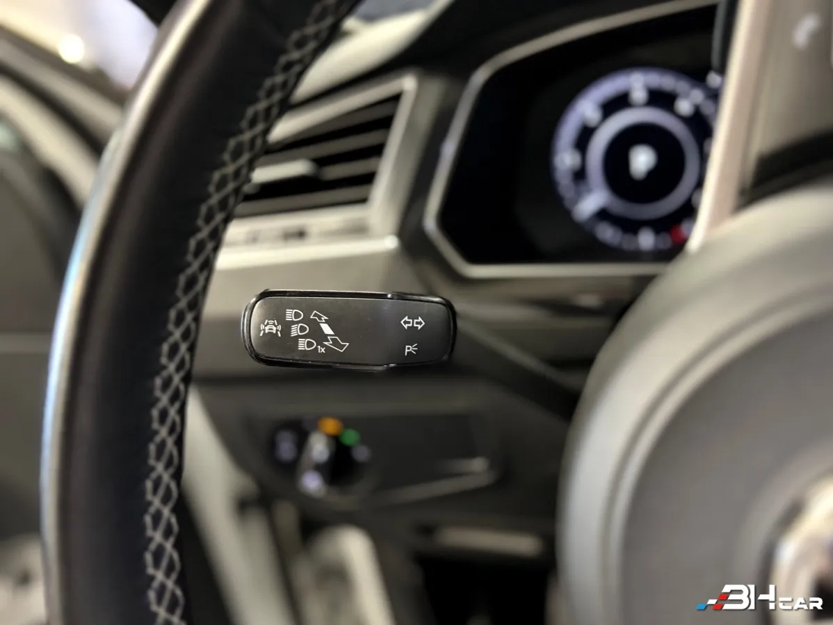Volkswagen Tiguan - photo 28