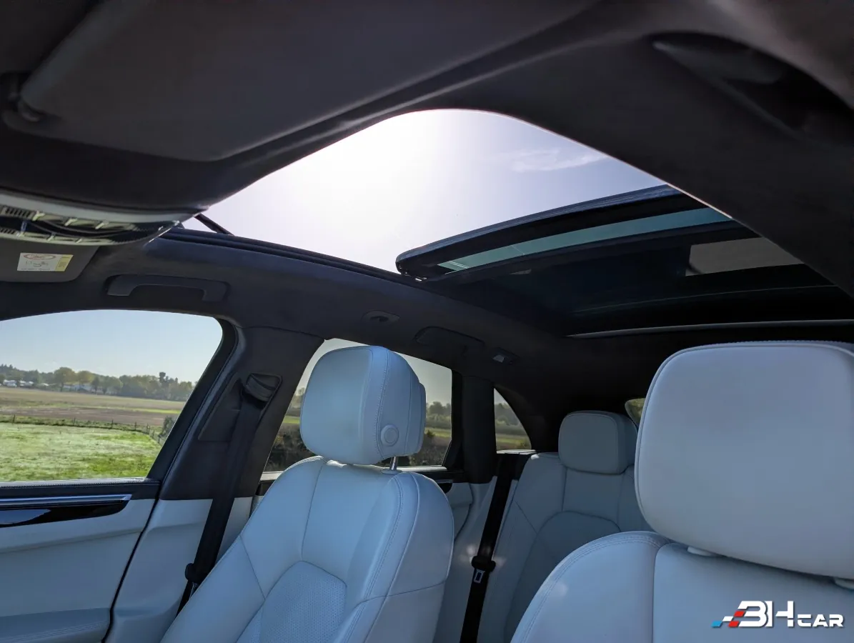 Porsche Macan - photo 26