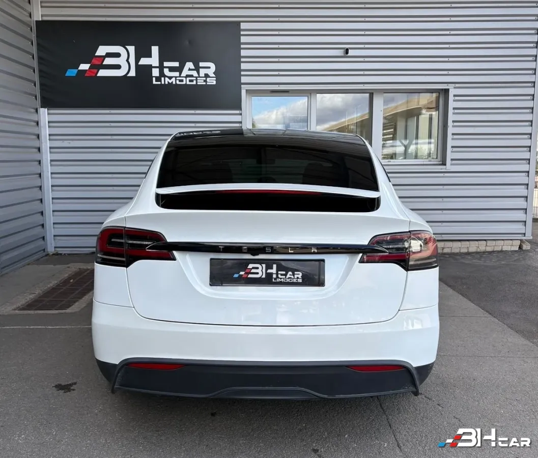 Tesla Model-x - photo 6