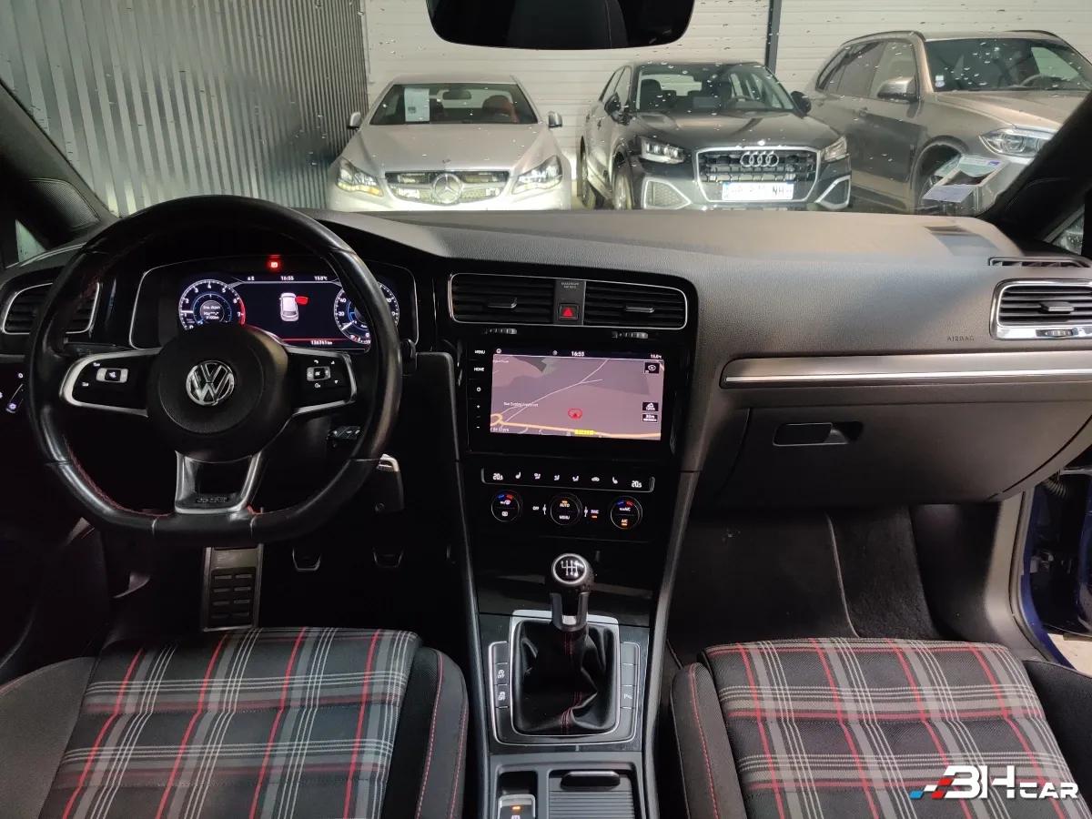 Aperçu indisponible de Volkswagen Golf