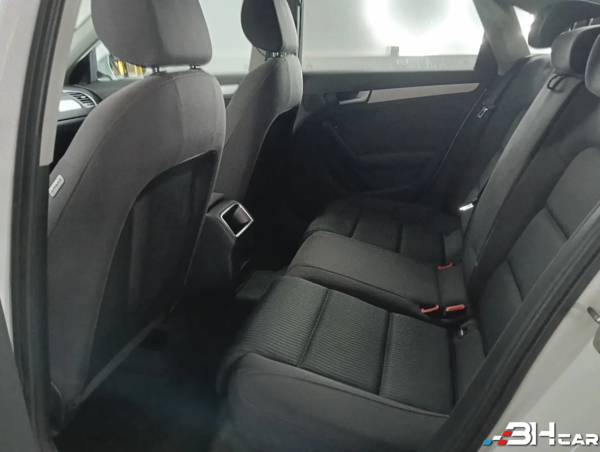 Audi A4 - photo 18