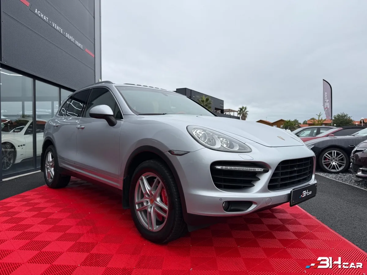 Porsche Cayenne - photo 3