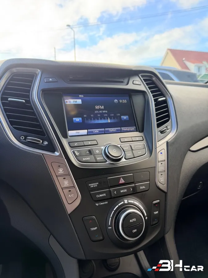 Hyundai Santa Fe - photo 9