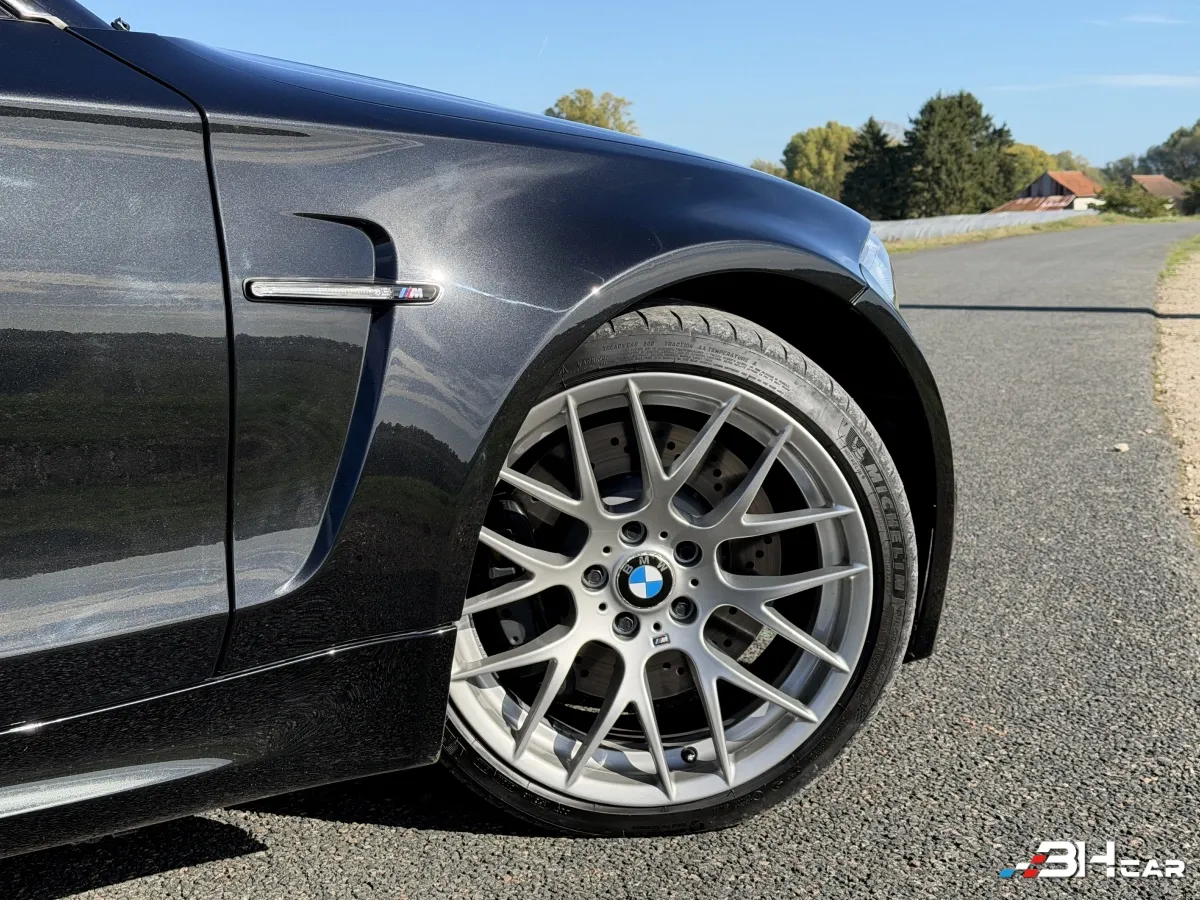 BMW 1M - photo 34